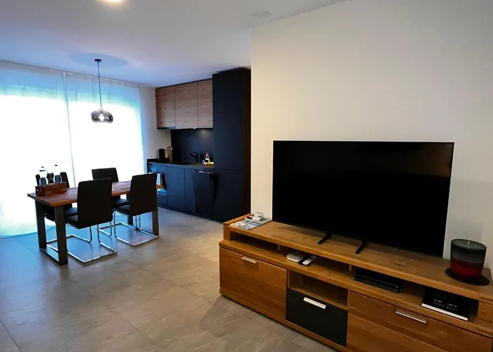 Cervo Lejlighed Maloja